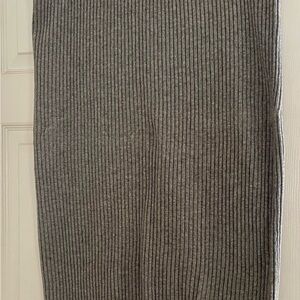 GAP Charcoal Ribbed Pencil Skirt